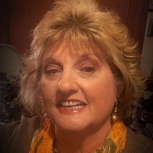 Meet your Posher, Deborah